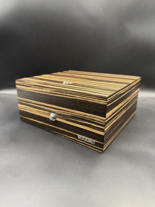 Classic 6 slots wooden watch box in Ebony (WD.9106_4)