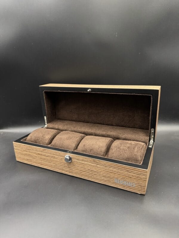 Dapper 4 slots watch box in Walnut (WD.9204_10) - Image 2