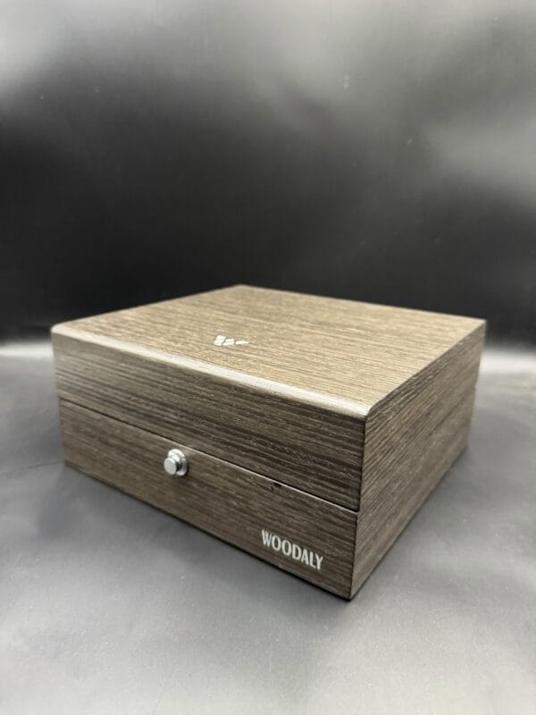 Dapper 6 slots watch box in Black Apricot (WD.9206_7)